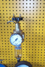 pressure reduction valve / water trap/ manometer 5